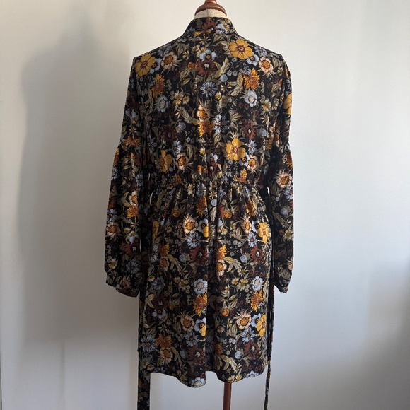 Véro - Brown Floral Belted Midi Dress - Picture 9 of 15